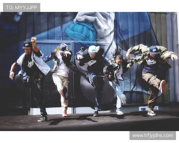 重庆街舞队在滑板精英赛中以94分高居积分榜首位